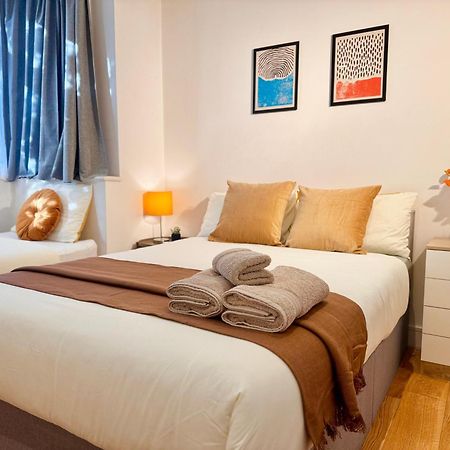 En-Suites With Free Parking 30Min To Central Londres Exterior foto